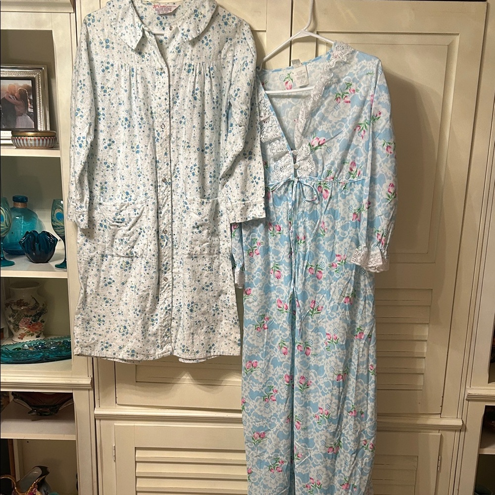 Two vintage size small robes